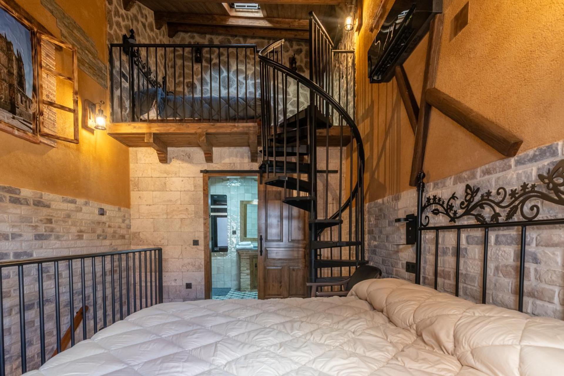 Apartamento Divino Morales Пласенсія Екстер'єр фото