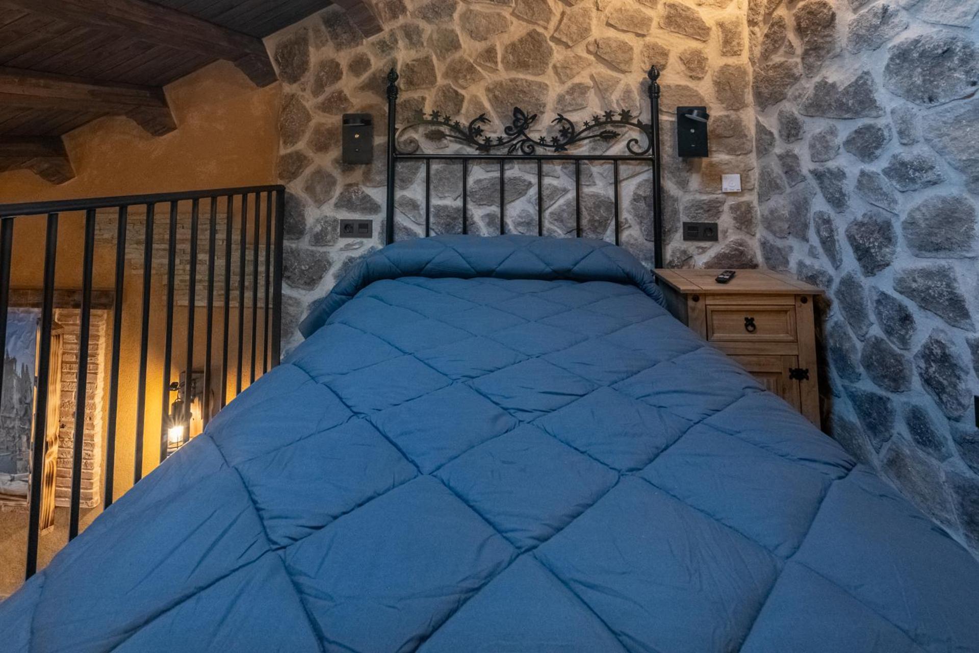Apartamento Divino Morales Пласенсія Екстер'єр фото