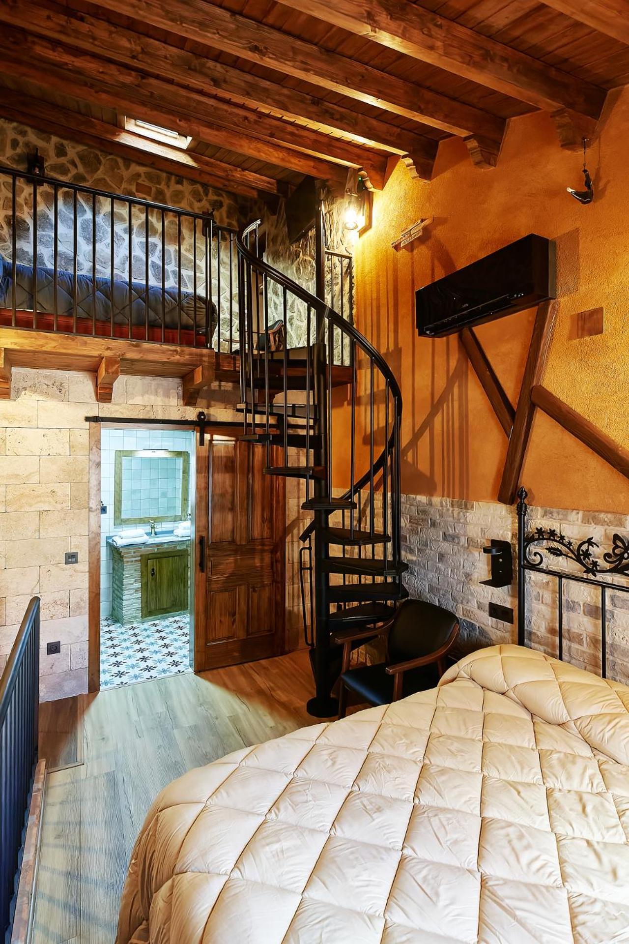 Apartamento Divino Morales Пласенсія Екстер'єр фото